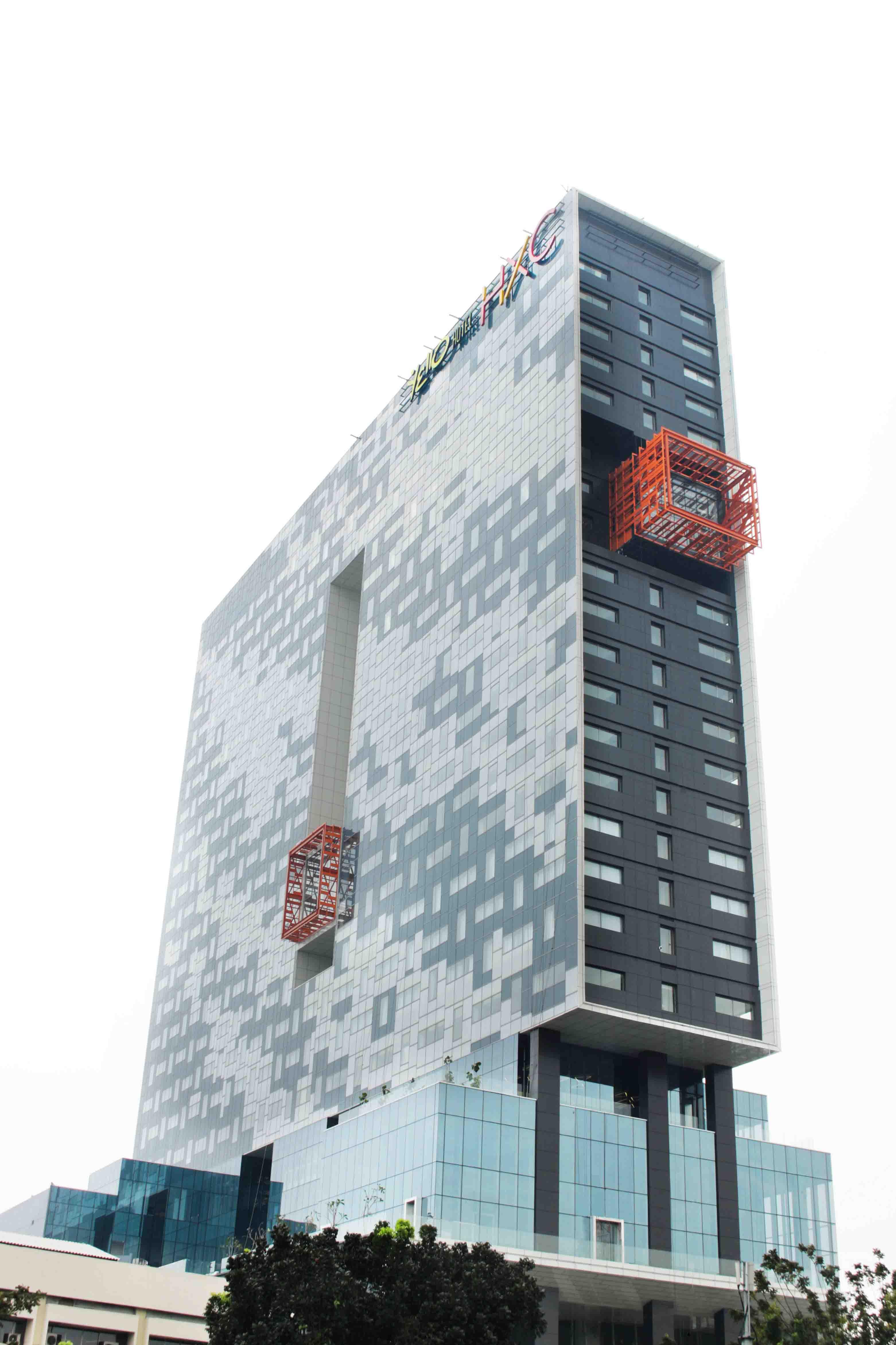 Hotel Yello Harmoni Jakarta