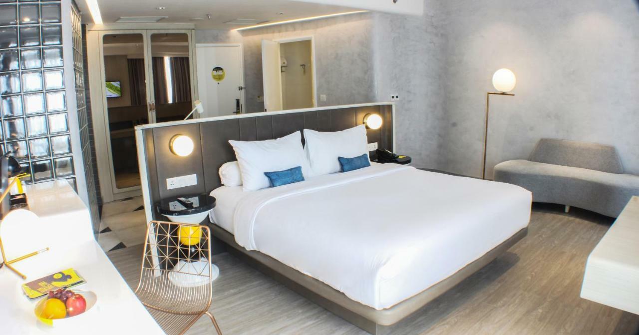 Hotel Yello Harmoni
