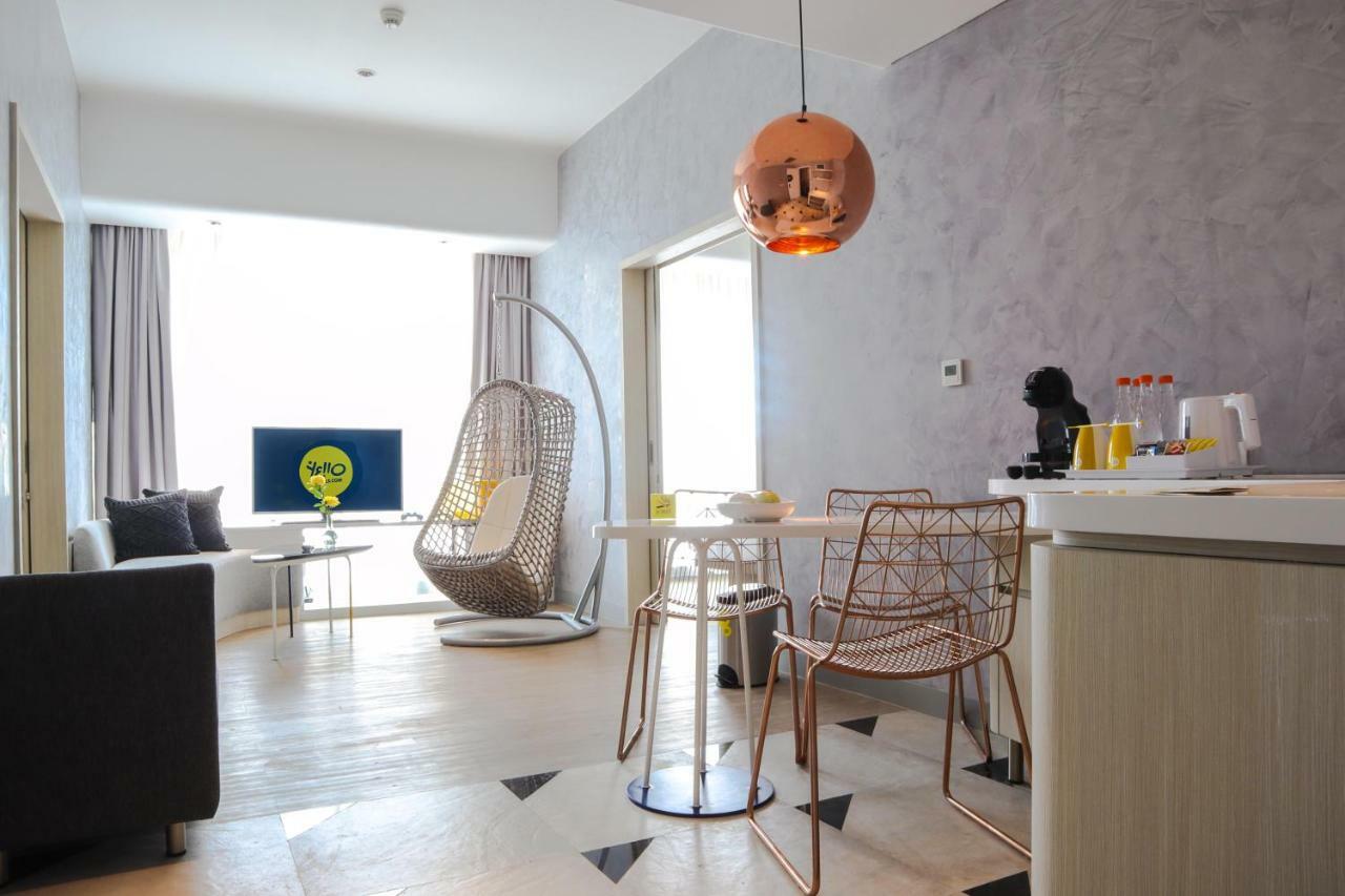 Hotel Yello Harmoni